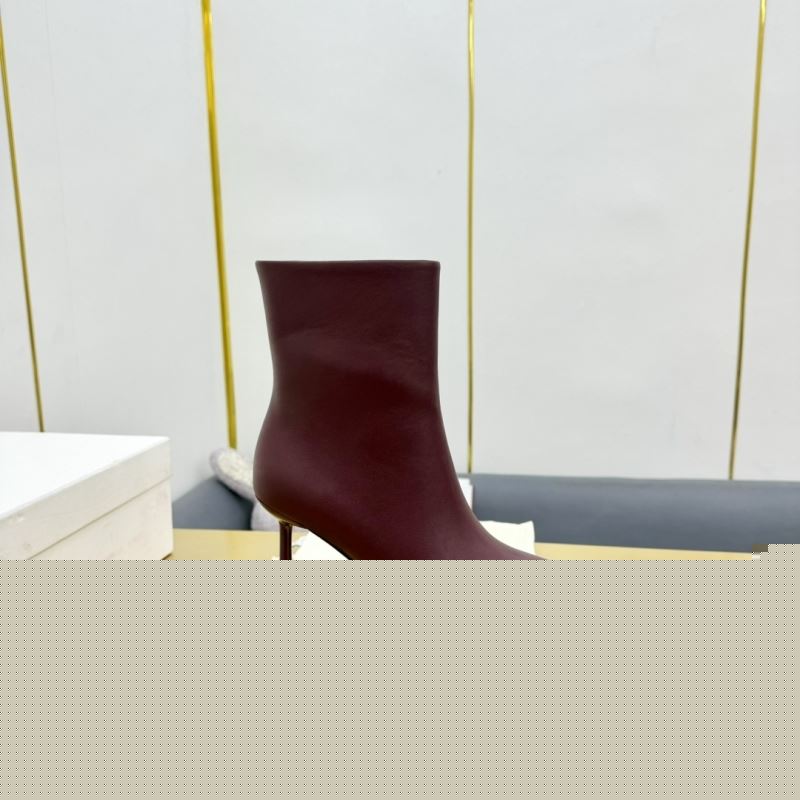 l*ew* boots